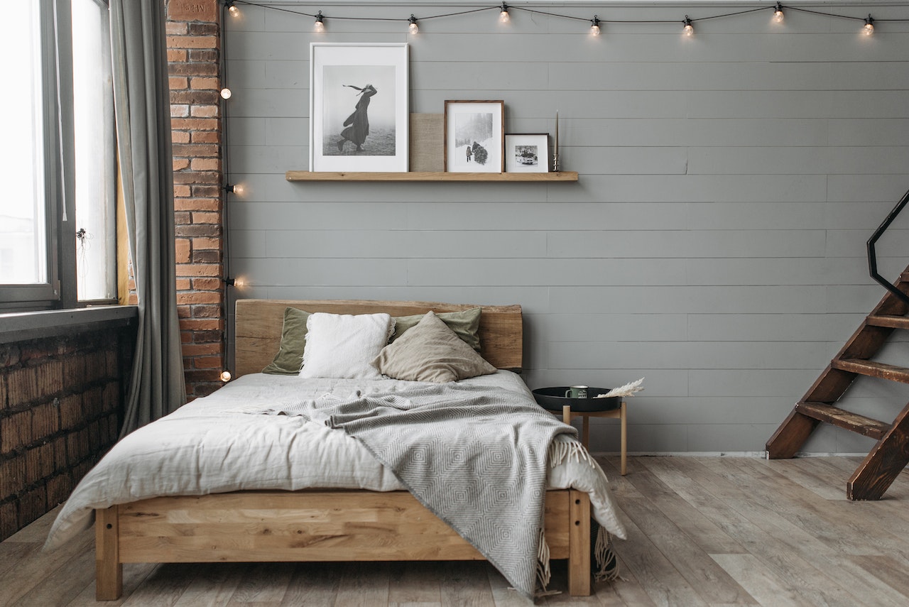 16 Airbnb Bedroom Ideas to Impress Your Guests 11 best bed frame for Airbnb