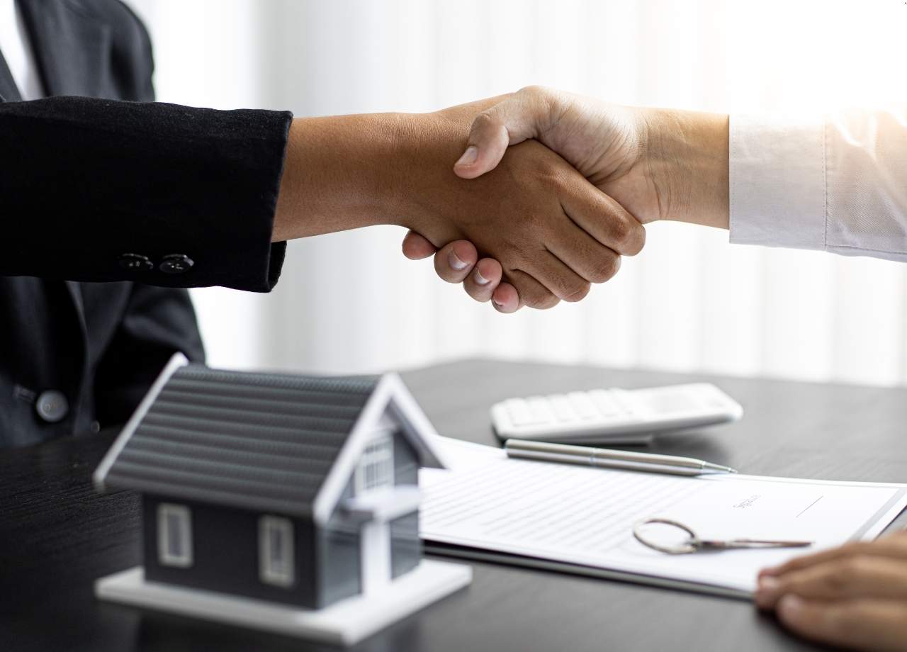 Condo Investment Strategy: Maximizing Revenue Through Short-Term Rentals 16 condo investment strategy for property